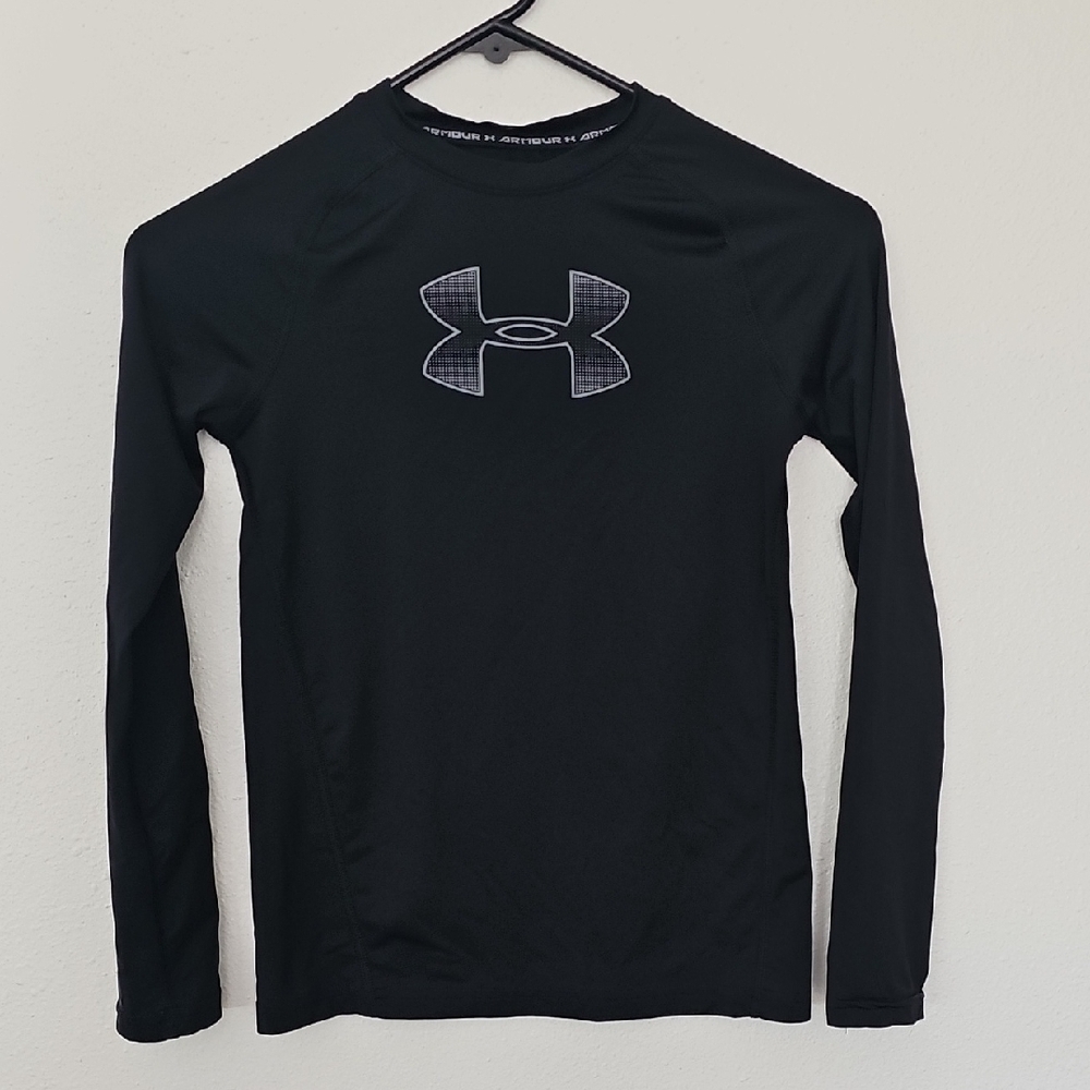 Under Armour Black Long Sleeve Shirt